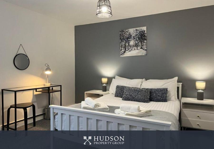 Open Plan Townhouse In Shrewsbury Villa Eksteriør bilde